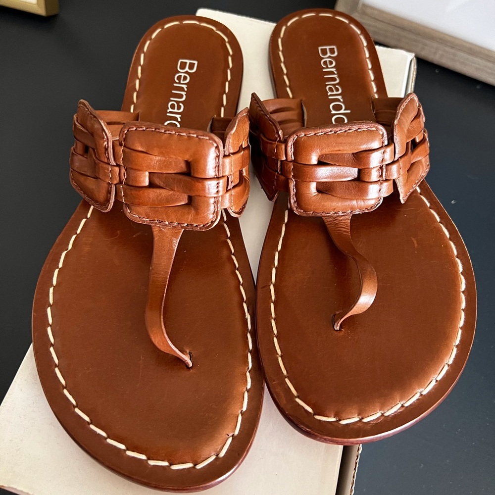 Bernardo Maxine Sandal